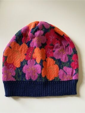 Tey-Art Peruvian Alpaca Floral Beanie NWT